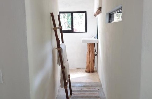 Macario Gomez House | SELVA ROCA
