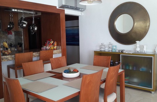 Punta Cancun Condo | SEPT NOV SALE Amazing Beach Front Apartment, 3 BDRMS, 3 Baths, Sleeps 8,