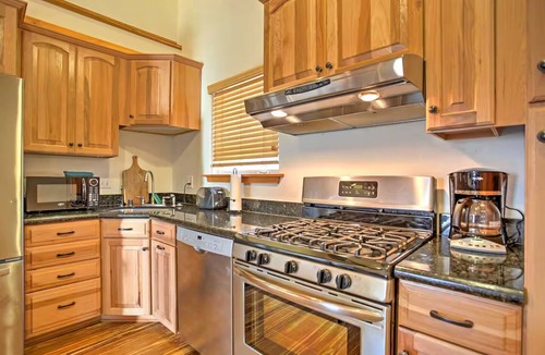 Kaweah Cabin | Sequoia Moonlight Ridge