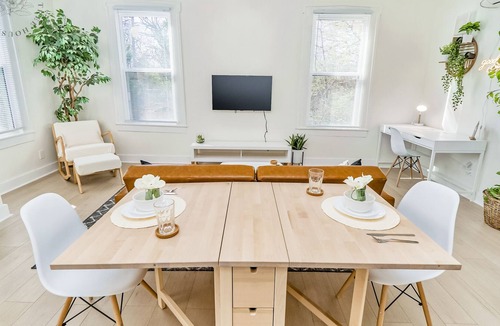 South Norfolk Apartment | Serene Tree House Retreat | Spacious 1br/1bth Home