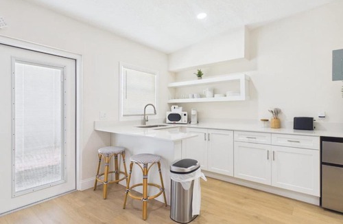 Parsuns To Cocoa Beach Apartment | Shell & Shore