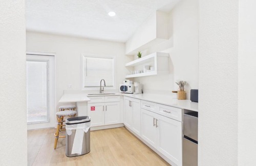 Parsuns To Cocoa Beach Apartment | Shell & Shore