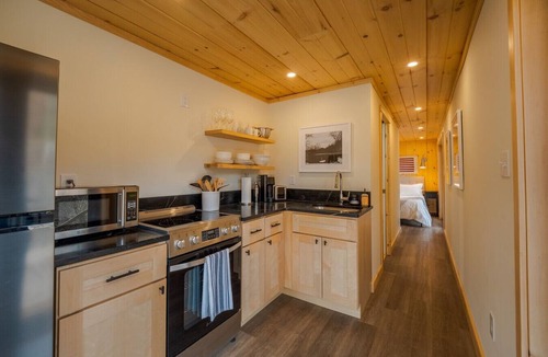 Hurricane Apartment | Shipping Container at Double Nickel Farm