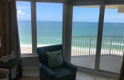 Daytona Beach Shores Condo | Shores Club 1006 - Daytona Beach Shores -Oceanfront with Views of the Atlantic Ocean and Intercostal