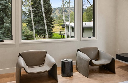 Aspen House | Silver King Modern