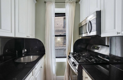Manhattan Valley Apartment | Simple Apartment #549
