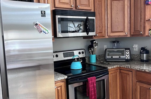 Lackawaxen Ski Chalet | Sleeps 14/2 Min to Ski Big Bear/Game Room /5BR Chalet