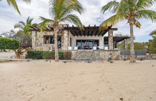 El Cardonal Villa | Sleeps 18! 3 pools! 2 Villas, whole propertynOceanfront! Concierge, housekeeping