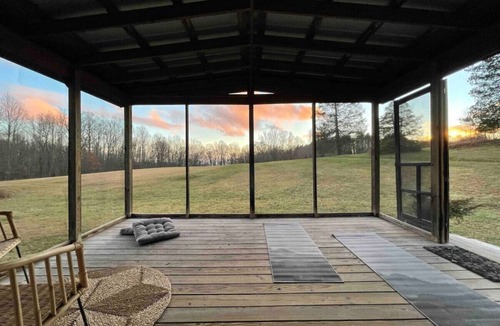 Bellepoint Cabin | Small cabin on private 400 acre mountaintop farm!
