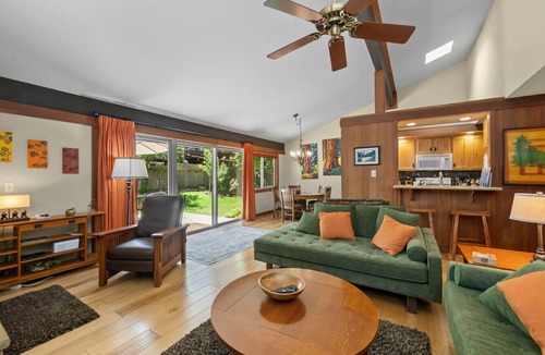 Graeagle Apartment | Sophisticated Remodel, Single Level, Fenced Yard