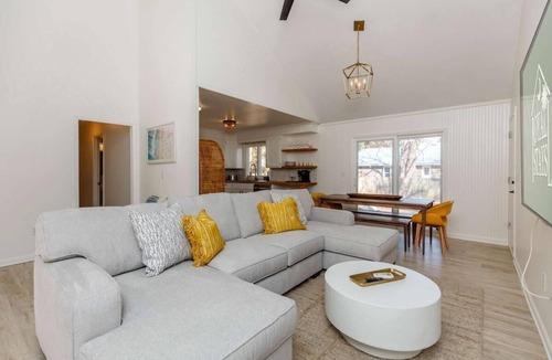 Mount Pleasant House | Southern Serenity, Fenced in Yard, Pet Friendly