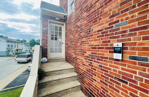 Cheltenham Apartment | Spacious 1BR Near Philly | Quiet, Comfy, Free Parking, Text us for Discount