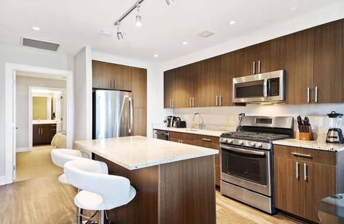 Aurora Highlands Apartment | Spacious 2BR Apt | Work Desk + Internet | Pentagon City