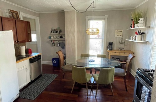 Payne - Phalen Apartment | Spacious Group Stay Near Lake, Downtown & Dining