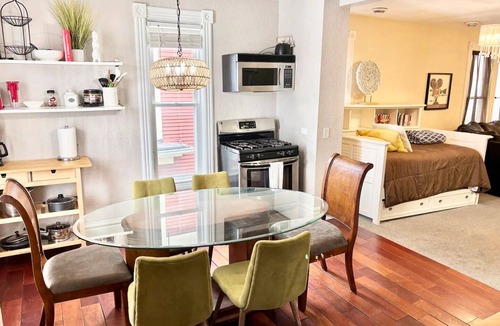 Payne - Phalen Apartment | Spacious Group Stay Near Lake, Downtown & Dining