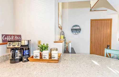 The Galena Territory House | Spacious, King Beds, Pool steps away, Near Golf, Spa