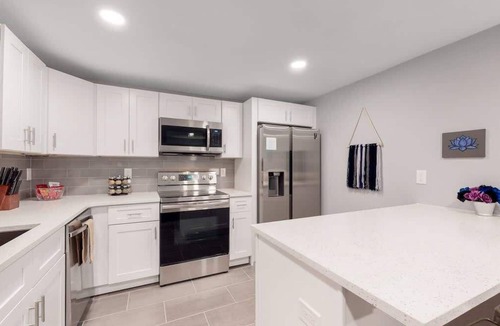 Dupont House | Spacious Lower Unit Updated Two King Beds in Denver
