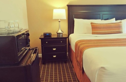 West Orange Hotel | Spacious Studio in West Orange with Gym. Enjoy It!