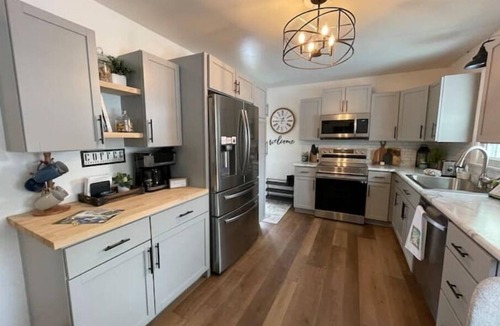Austin House | SPAM® Fan Retreat in Austin 3 Bed, 2 Bath Home with Gym & Playroom