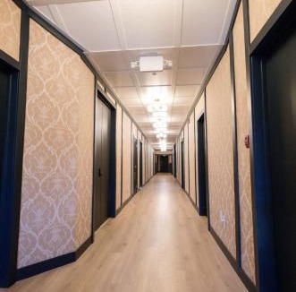 Nevada City Hotel | Speakeasy King Suite (Rm1)