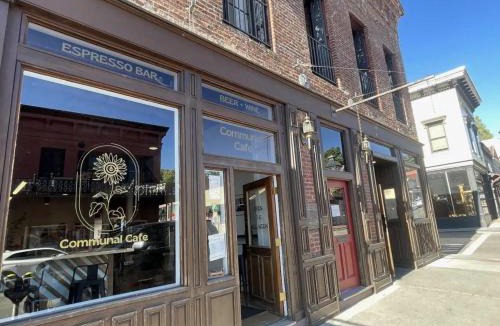 Nevada City Hotel | Speakeasy King Suite (Rm1)