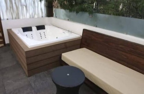 Teotihuacan House | SPECTACULAR SUITE+JACUZZI AND PRIVATE TERRACE