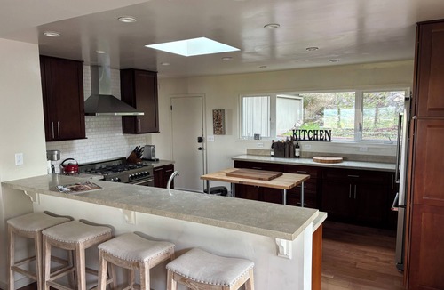 Napa House | Spectacular 4-bedroom mid-century modern home, one mile from Downtown Napa!
