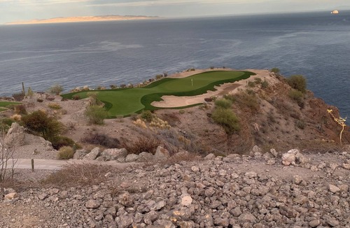 El Marasal Apartment | Spectacular New Year's in Loreto. World class golf course, pools and beaches.