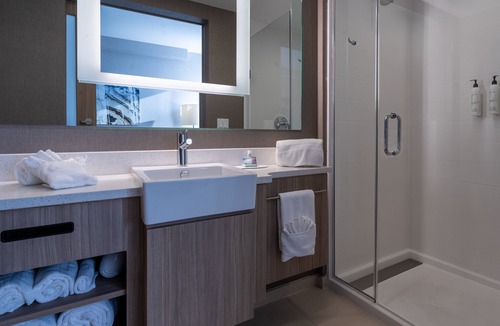 Woodbridge Hotel | SpringHill Suites by Marriott Woodbridge