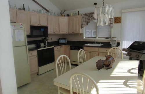 Harvey Cedars House | Steps to Beach with Nice Views