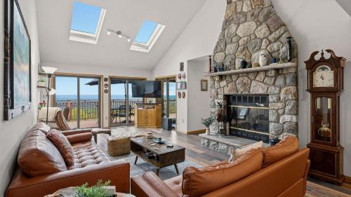 Jonas House | Stone Ridge by AvantStay