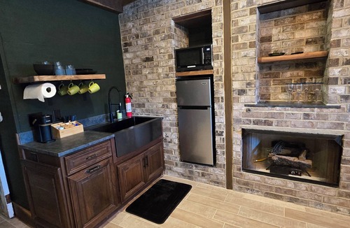 Pickens Apartment | Studio in the Heart of Pickens Roof top Deck with Fire pit