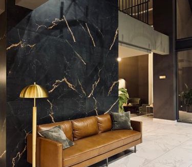 Leon Apartment | Studio Near Poliforum and Downtown