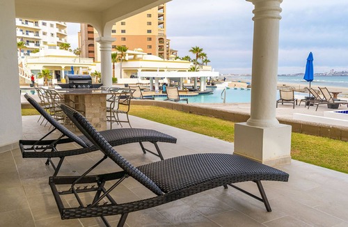 Sandy Beach Villa | Stunning 3 Bedroom Beach Villa on Sandy Beach at Las Palmas Beachfront Resort V-16