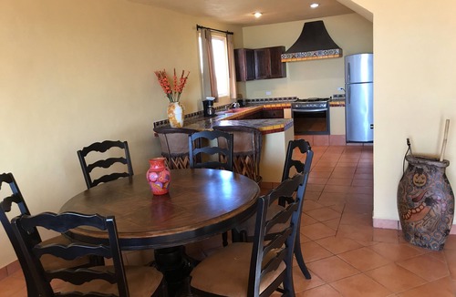 Cerritos House | Stunning beach-front retreat