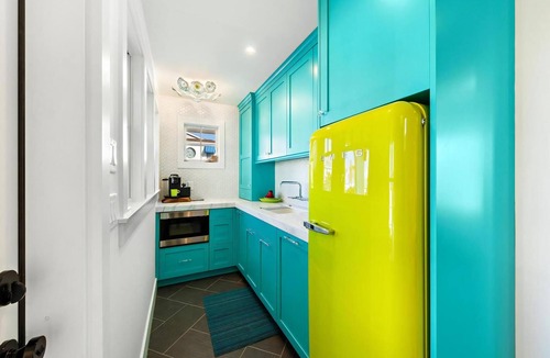 North Beach Haven House | Stunning Ocean-Side 4 Bedroom Property with a Hot Tub and Endless Views