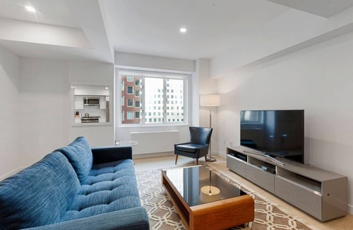 Battery Park City Condo | Stylish 1BR Condo w/Fitness Room & BBQ Area – Rector Place