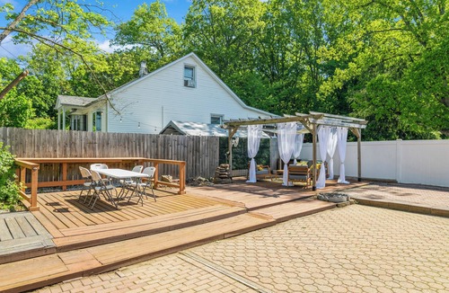 Peekskill Apartment | Stylish Hudson Valley Gem with Pergola Lounge