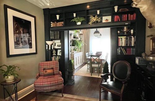 West Side House | Stylish Mission-Style Home on Park in Jersey City, NJ