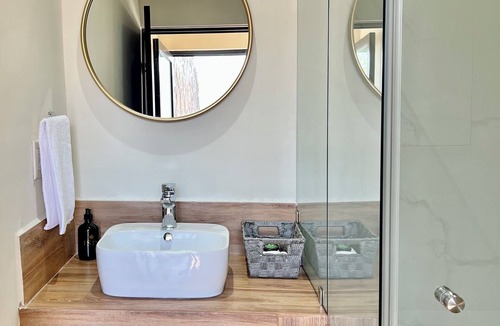 Parras de la Fuente Hotel | Suite CON Domo Panorámico, Alberca Y Jacuzzi Climatizados A 6 Minutos DE Parvada