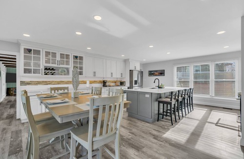 Green Creek House | Sunsets and Serenity