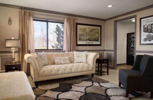 Ithaca Hotel | Super 8 by Wyndham Ithaca