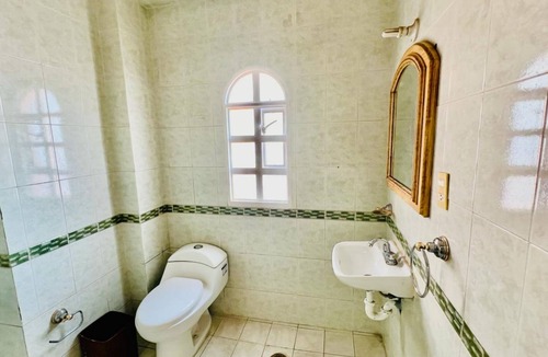 Oaxaca Hostel | Taj Mahal Hostal And Restaurant