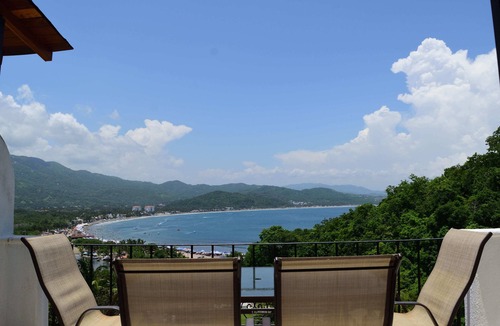 Manzanillo Villa | Terrific villa with AC in Manzanillo