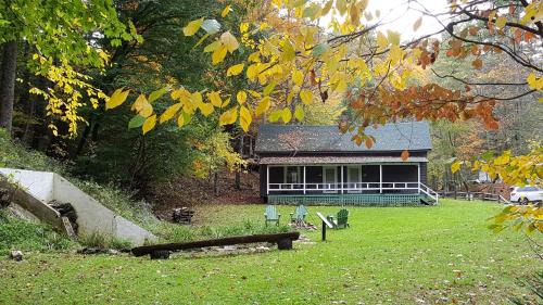 Crumpler House | The Cabins at Healing Springs
