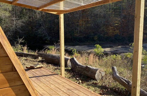 Greenville Cabin | The Camellia River Pod on the Saluda River