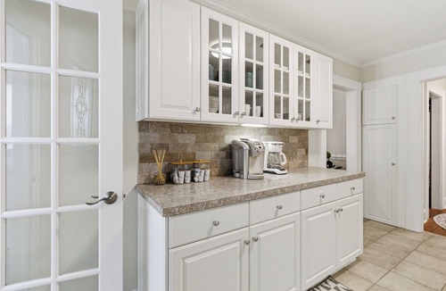 Concord House | The Harmony Upscale Retreat Walking Distance to Downtown