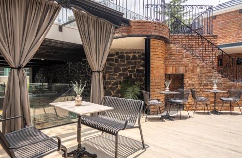 Historic Center Hotel | The Mark Hotel