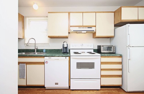 Belmont Apartment | The Micah - 2 bedroom apt with private back deck.