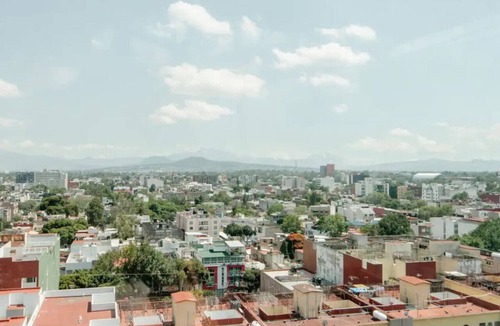 Benito Juarez Apartment | The Palm Loft–Modern Comfort with/Equipped Kitchen